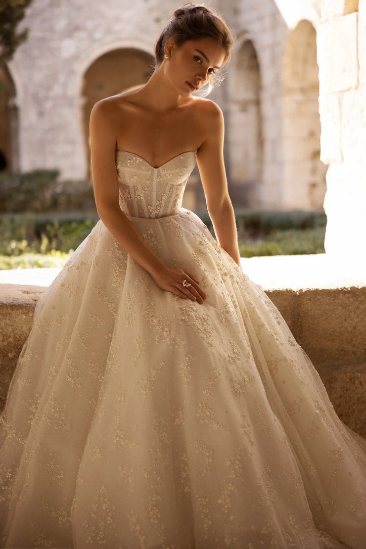 Bridal collection at Shobhika Weddings